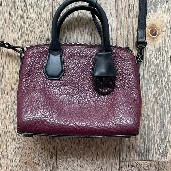 Michael Kors Mini Satchel Pebbled Crossbody Bag Purse Burgundy Red - Picture 2 of 5